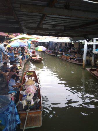 Taling Chan Floating Market (Bangkok) - What to Know Before You Go ...