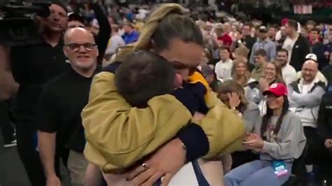 'Love knows no boundaries' - Commentator loses it as 5ft 6in wrestler ...