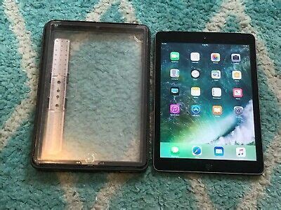 Ipads tablets ereaders Deals on eBay Minimalist