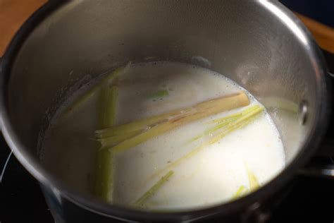 Lemongrass Ice Cream - Adventures of Carlienne