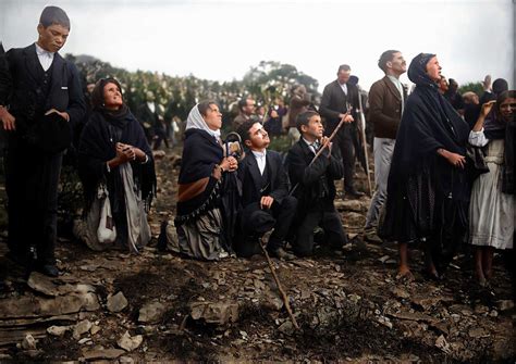 History in Colour: Fatima Miracle of the Sun - The Southern Cross