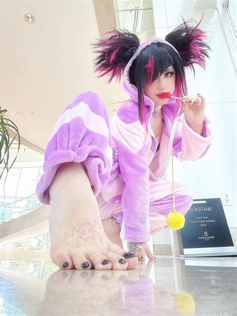 Juri Han feet by pelon10101 on DeviantArt
