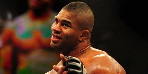 Alistair Overeem Lip