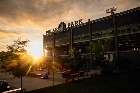 Framingham/Worcester Line on the Commuter Rail