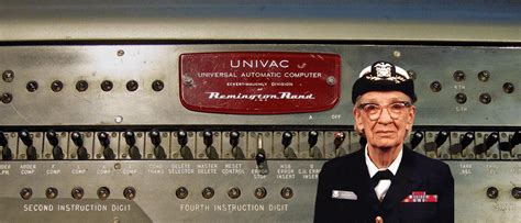 Grace Hopper JavaScript App 的图像结果