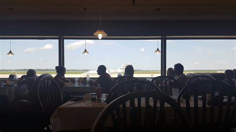 BLACKERBY'S HANGAR 5 RESTAURANT, Columbus - Restaurant Reviews, Phone ...