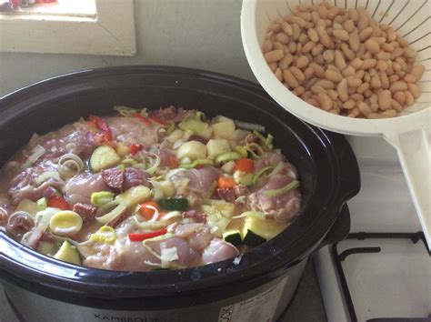 Easy Recipe: Perfect Chicken And Cannellini Beans Slow Cooker - Prudent ...