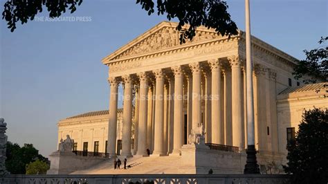 Senators call for Supreme Court to follow ethics code like other ...