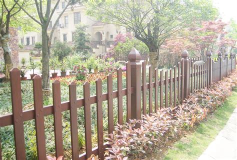 庭院围栏这样做安全又美观