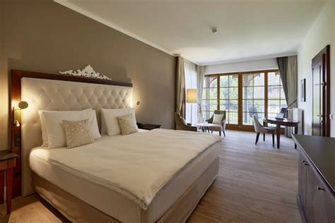 Hotel Garni Dorferwirt, Zell am Moos, Austria - www.trivago.in