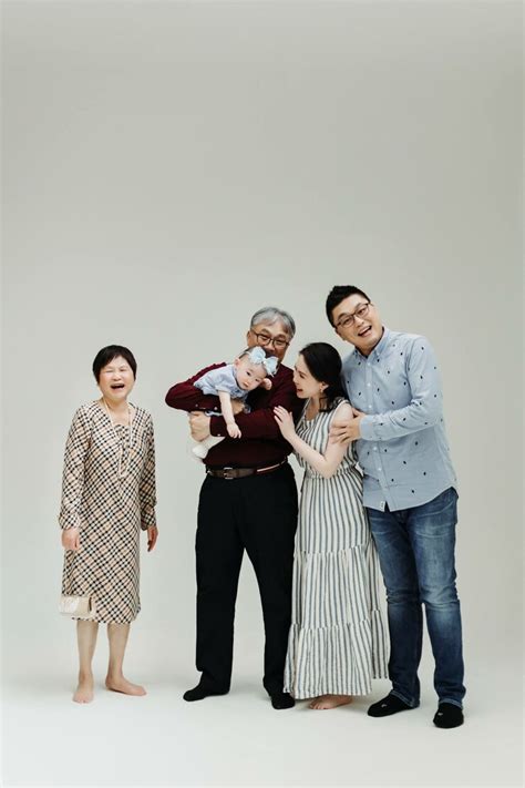 美式家庭寫真 / 全家福 / Family photo / 戶外家庭照 / 週歲派對攝影 / AG Studio