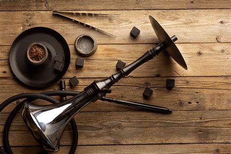 What Is Hookah? History, Smoking Experience & Meerschaum