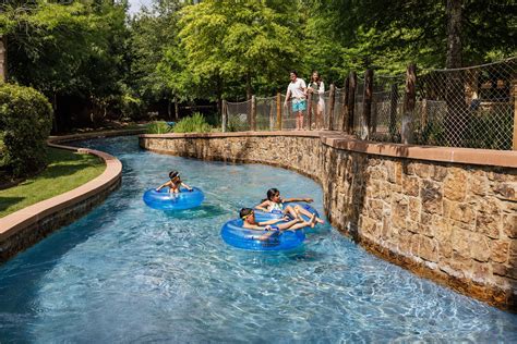 Lazy river and water park - The Woodlands Resort