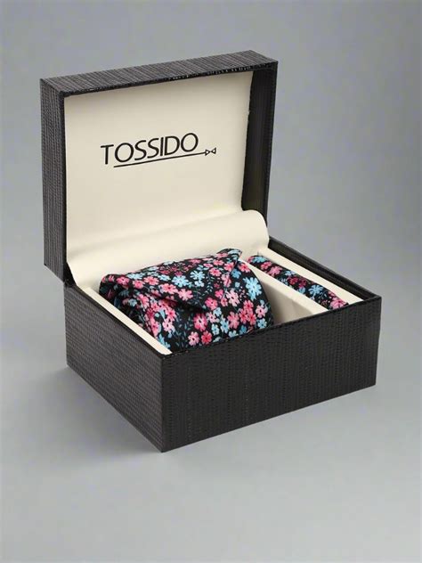 Floral Printed Necktie & Pocket Square Set