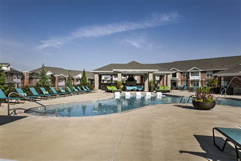 Kelly Reserve Apartments