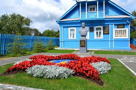 В «Ставке Сталина» подо Ржевом ученикам рассказали о Герое Советского ...