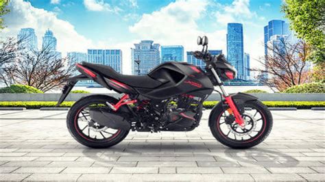 Hero Xtreme 160R 2V 2024: Affordable Street Bike with Updated Features ...