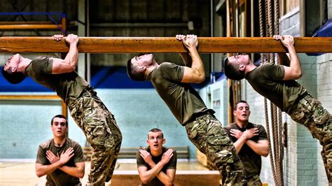 How Insanely Fit You Need to Be to Pass Special Forces Tests from the ...
