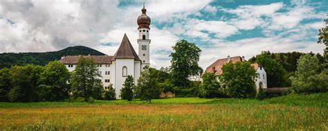 Auf den Feldern der Kirche: Diese Auflagen muss ein Landwirt zur Pacht ...