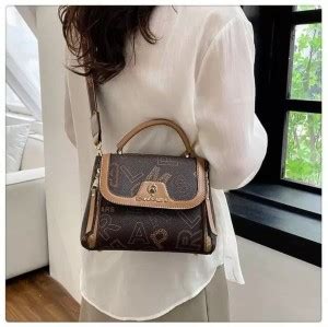 Sling Bags - Upto 50% to 80% OFF on Branded Side Purse/Sling Bags for ...