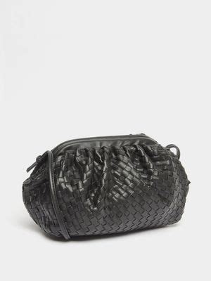 Buy Styli Black Weave Pattern Crossbody Bag Online