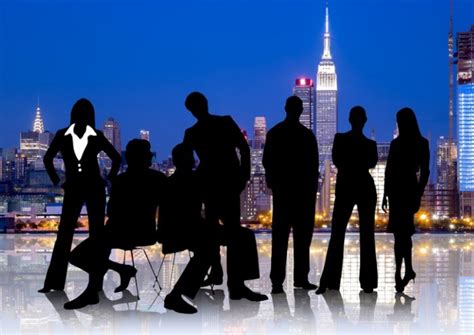 Business People Walking New York Skyline 的图像结果