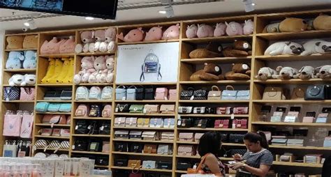 Ximi Vouge | WhatsHot Pune