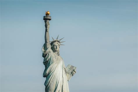 Statue Of Liberty Crying Photos, Download The BEST Free Statue Of ...