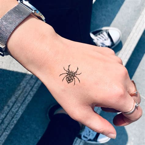 29 Popular Spider Tattoo Designs for Men & Women