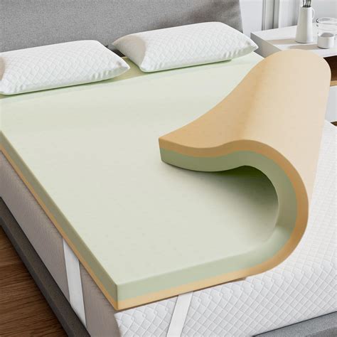 Amazon.com: Maxzzz 3 Inch Memory Foam Mattress Topper Queen Size, Pain ...