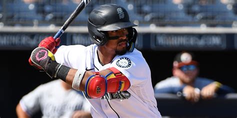 Mariners Robert Perez Jr hits 448-foot home run in Arizona Fall League
