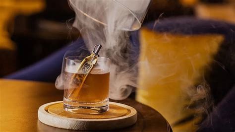 12 hotels around the world with award-winning bars | Condé Nast ...