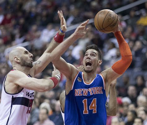 20 Best Hispanic Basketball Players of All Time - Discover Walks Blog