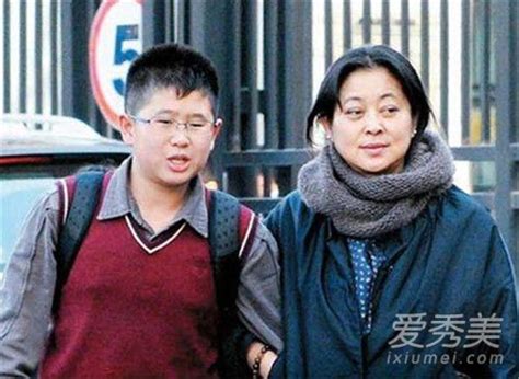 为了儿子倪萍付出很多，可是大家不知道，她不止一个儿子_凤凰网视频_凤凰网