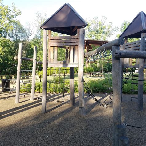 Play St. Louis: Wildwood Community Park, Wildwood