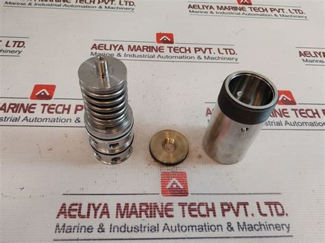 Oceaneering 100742 E Cartridge Valve Spm 3Wnc Set – Aeliya Marine