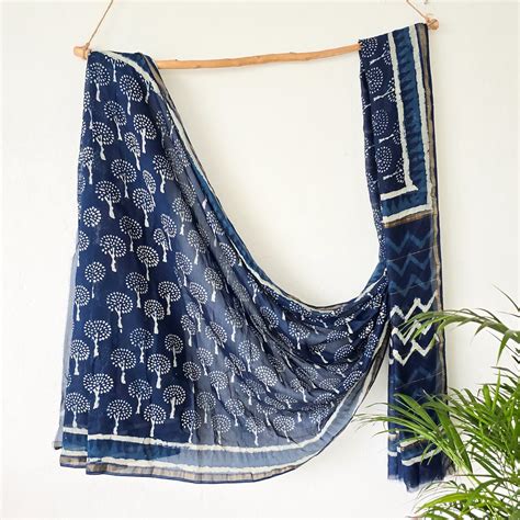 CHANDERI- Indigo White Intricate Design Chanderi Saree – Sanskruti