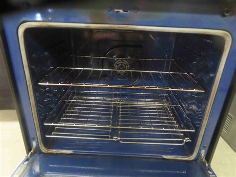 LG Glass Top Convection Oven with Stainless Front 30" Wide Model LSC5683WS