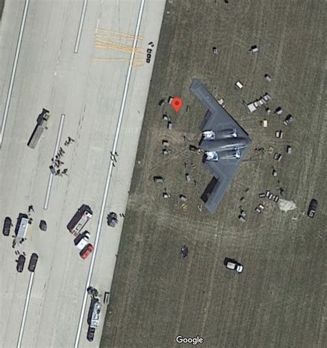 Rhb_RBS - B-2 stealth bomber crash visible on Google Maps....