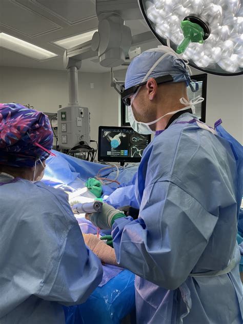 The Exciting Evolution of Shoulder Replacement Surgery: A Conversation With Dr. Brett Robin ...