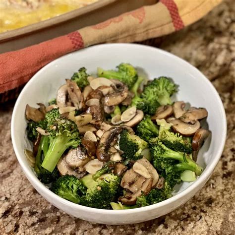 Sautéed Broccoli and Mushroom Recipe - Dinner in 321
