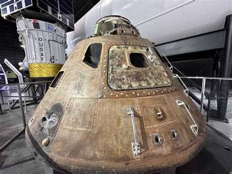 Apollo 15 Command Module 的图像结果