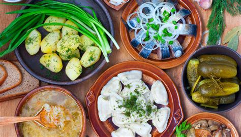 Ukrainian Cuisine: 8 Hallmark Dishes To Try On Your Trip