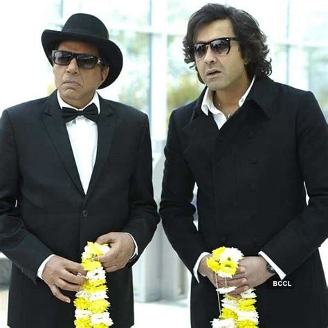 Dharmendra in a still from the Bollywood movie Yamla Pagla Deewana 2