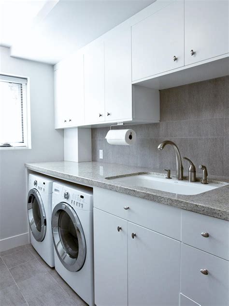 Modern Laundry Room Sinks