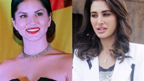 Nargis Fakhri's beach selfie at Belize will give you vacation goals ...