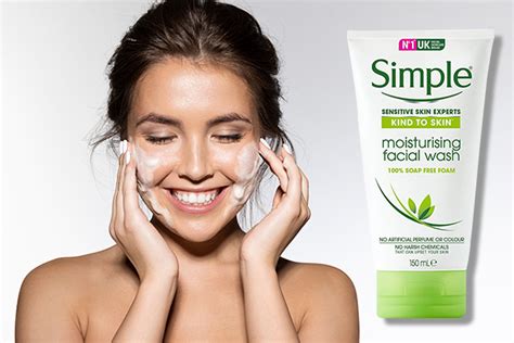 A step-by-step guide to Cleansing-Toning-Moisturising at home