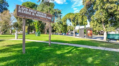 Reseda, CA City Guide | About Living in Reseda - Homes.com