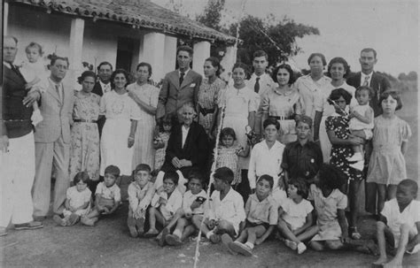 Angola Family