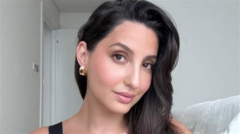 Nora Fatehi Passes Away In A Bungee Jumping Accident? Viral Video ...